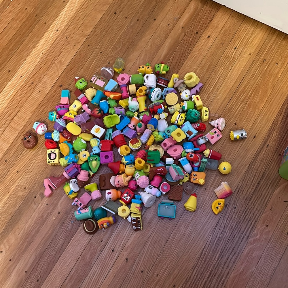 150+ shopkins bundle